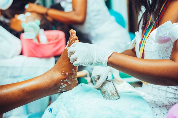 Pédicure pour hommes : briser les stéréotypes